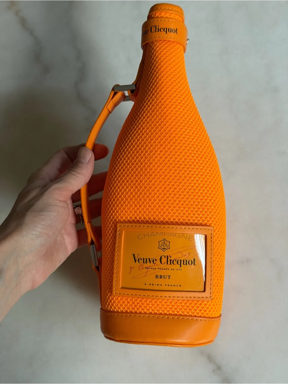 VEUVE CLICQUOT CHAMPAGNE BOTTLE ZIPPERED INSULATED ICE JACKET